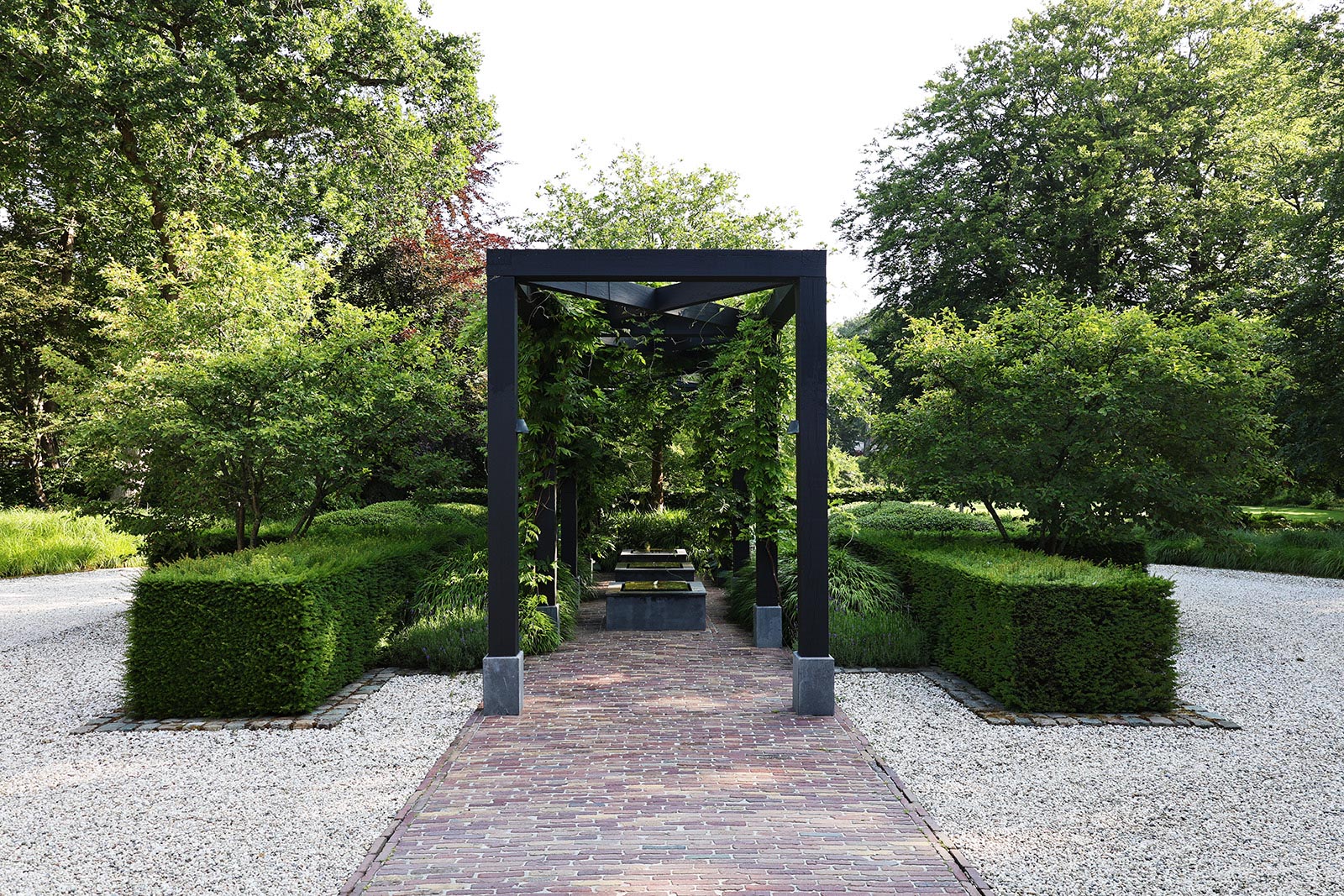 Tuin laten onderhouden Tuin laten onderhouden